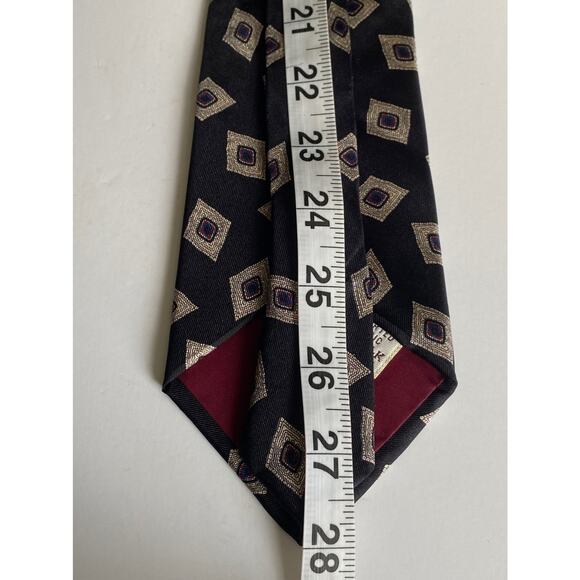 Berkley Men’s Black Diamond Geometric Pattern 100% Silk Tie Made in USA - Picture 7 of 7
